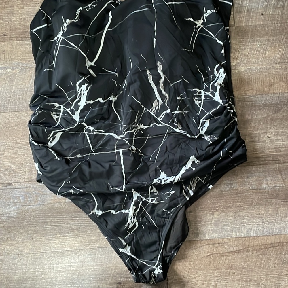 Betty’s beach bungalow Marble print one piece Swimsuit - Picture 3 of 5